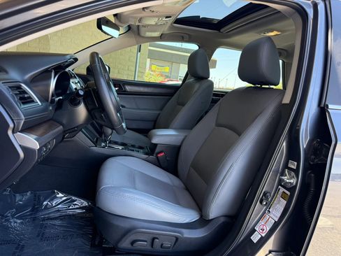 Used 2018 Subaru Outback 3.6R Limited AWD/4WD image 17