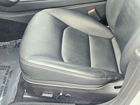 Used 2023 Tesla Model 3 Performance image 18