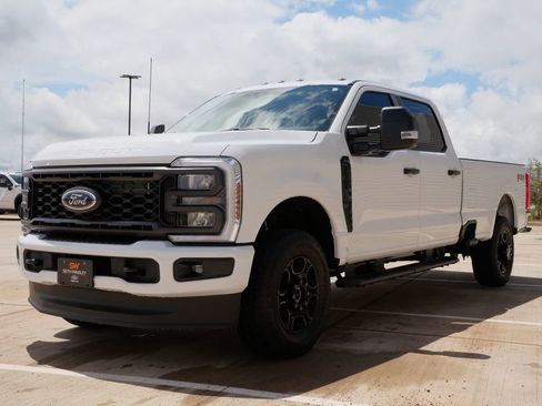 New 2026 Ford F250 XL AWD/4WD image 7
