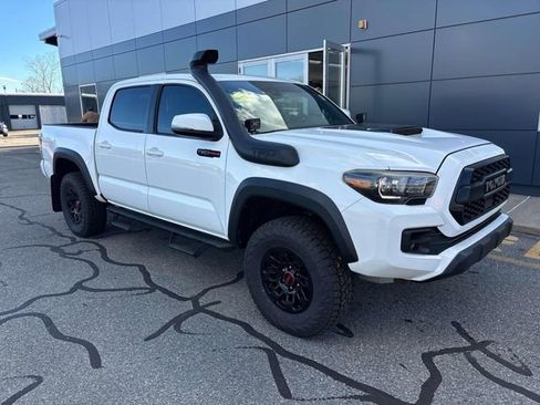 Used 2019 Toyota Tacoma TRD Pro image 8