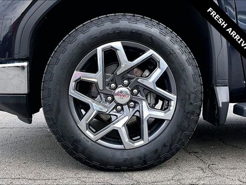 Used 2024 GMC Sierra 1500 SLT w/ SLT Premium Plus Package image 34