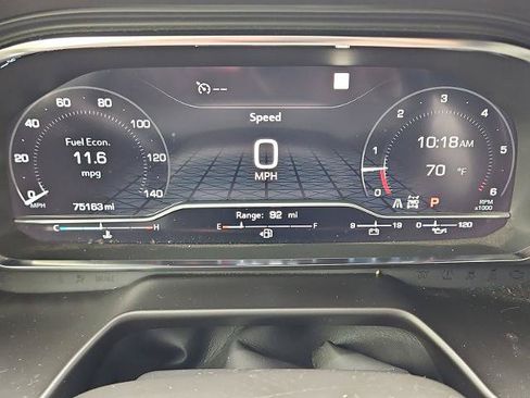 Certified 2022 GMC Yukon SLT w/ SLT Luxury Package AWD/4WD image 10