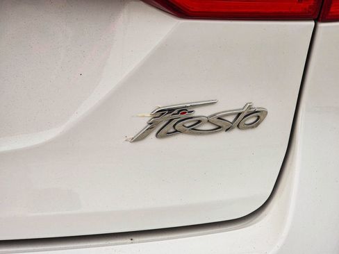 Used 2017 Ford Fiesta S image 7