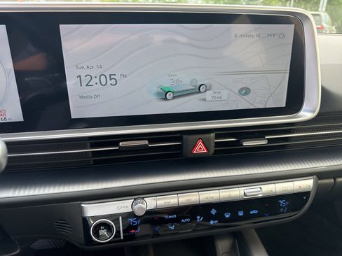 Used 2024 Hyundai Ioniq 6 SE image 25