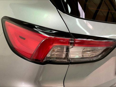 Used 2022 Ford Escape S image 28