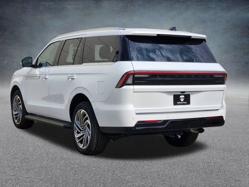 New 2027 Lincoln Navigator Premiere AWD/4WD image 5