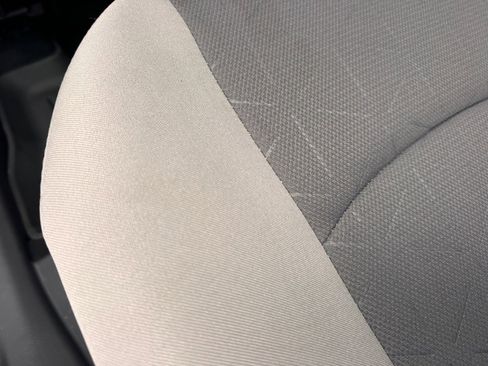 Used 2025 Toyota RAV4 XLE image 13