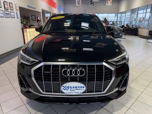 Used 2022 Audi Q3 2.0T Premium Plus image 2