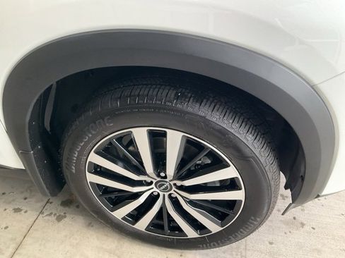 Used 2025 Nissan Pathfinder Platinum w/ Cargo Package image 30