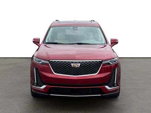Certified 2024 Cadillac XT6 Premium Luxury w/ Technology Package AWD/4WD image 8