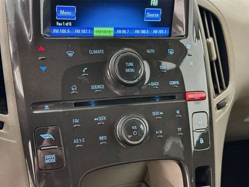 Used 2013 Chevrolet Volt FWD image 22