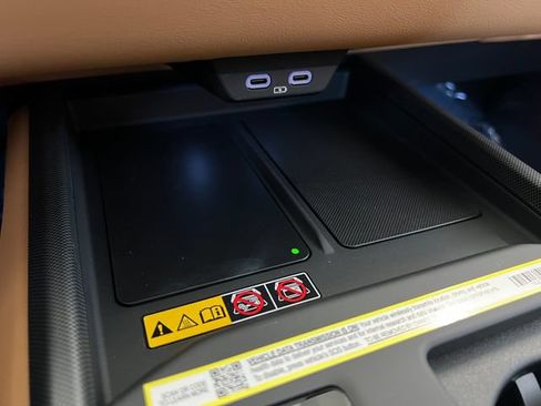 New 2026 Lexus ES 350e FWD image 32