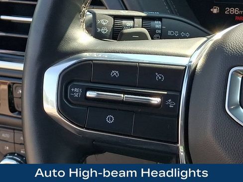 Used 2025 GMC Yukon Denali AWD/4WD image 7