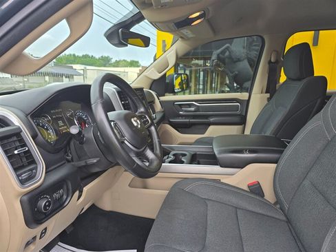 Used 2019 RAM 1500 Big Horn AWD/4WD image 15