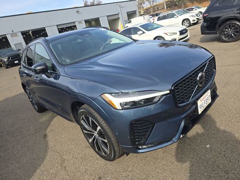 Used 2023 Volvo XC60 B5 Plus w/ Climate Package image 4