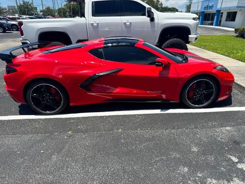 Used 2021 Chevrolet Corvette Stingray Preferred Cpe RWD image 5