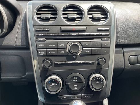 Used 2010 MAZDA CX-7 i Sport w/ Convenience Pkg FWD image 11