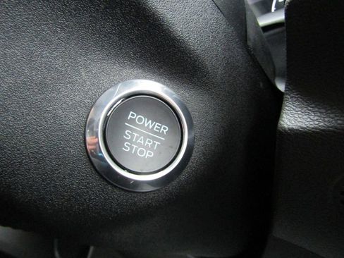 Used 2024 Ford E-Transit Low Roof RWD image 28