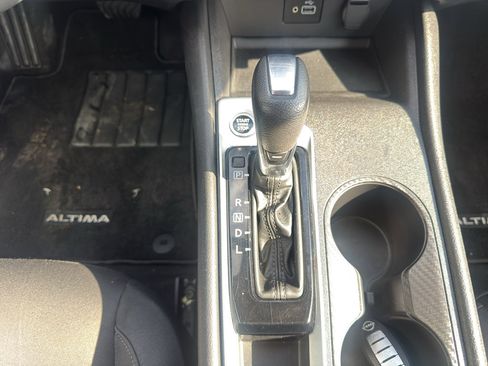 Used 2024 Nissan Altima 2.5 S image 15