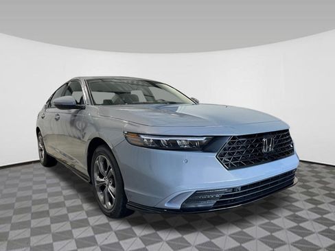 New 2026 Honda Accord EX-L image 9
