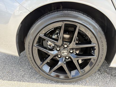 Used 2024 Honda Civic Sport image 27