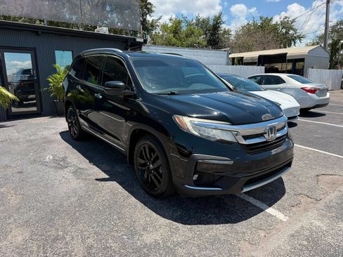 Used 2019 Honda Pilot Touring image 3