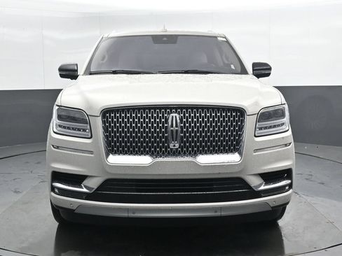 Used 2019 Lincoln Navigator Reserve AWD/4WD image 6
