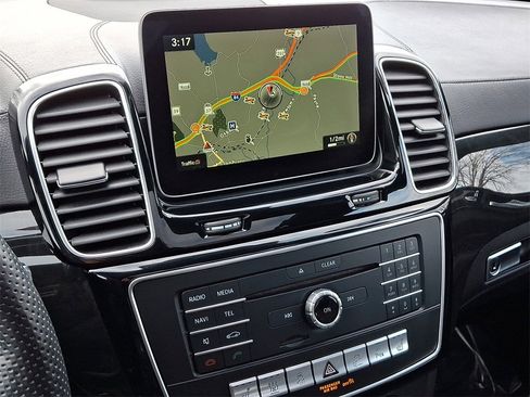 Used 2018 Mercedes-Benz GLE 550e 4MATIC image 18