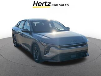 Used 2025 Kia K4 LXS video 1