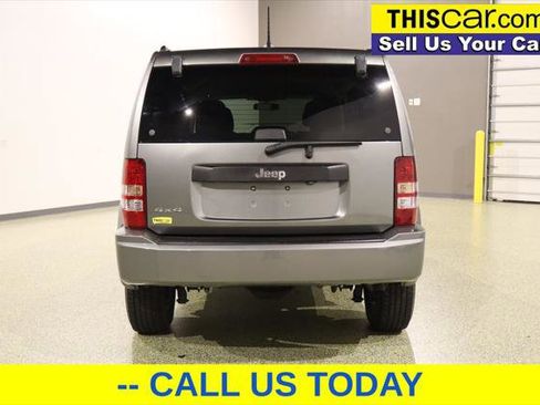 Used 2012 Jeep Liberty Sport image 6