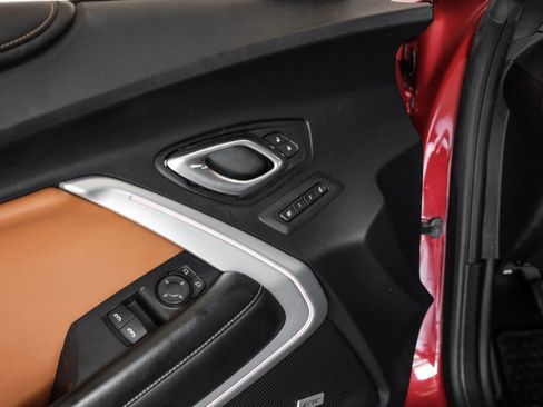 Used 2016 Chevrolet Camaro SS RWD image 37
