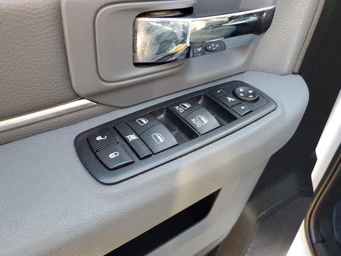 Used 2017 RAM 1500 Big Horn AWD/4WD image 12