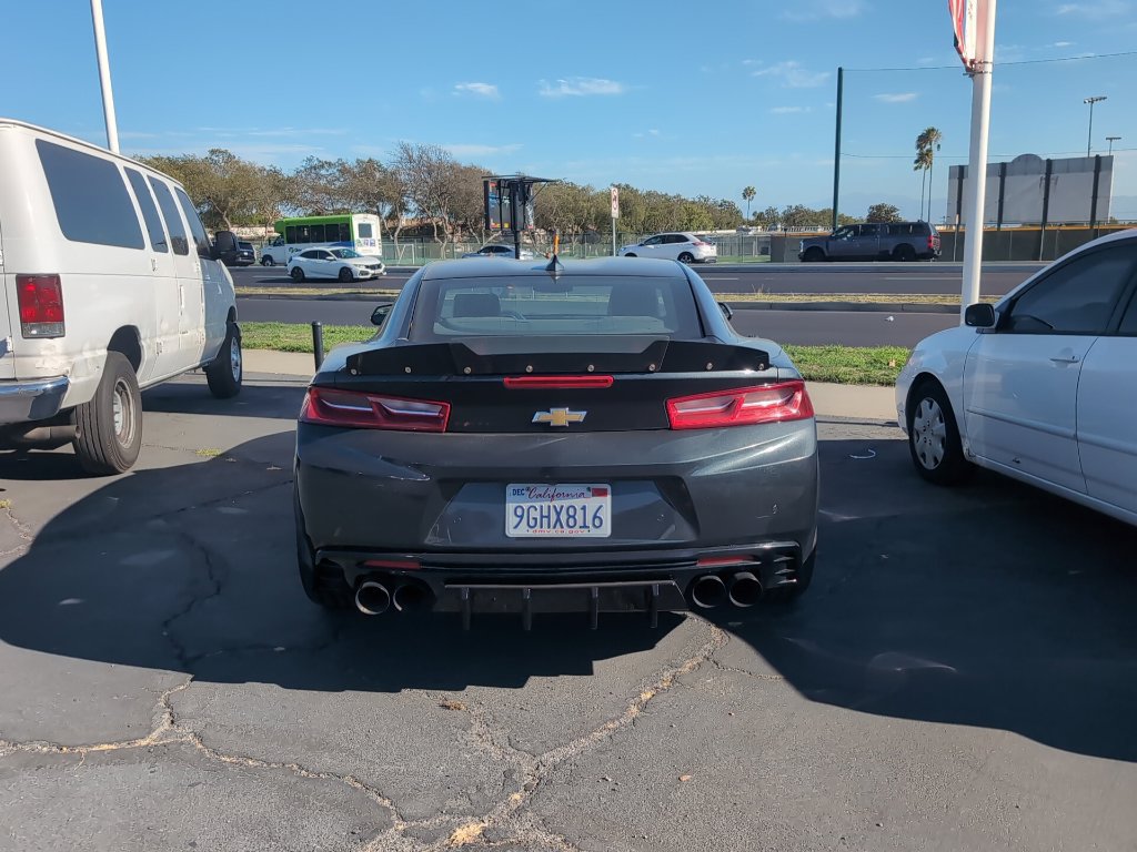 Used 2017 Chevrolet Camaro LT RWD image 2