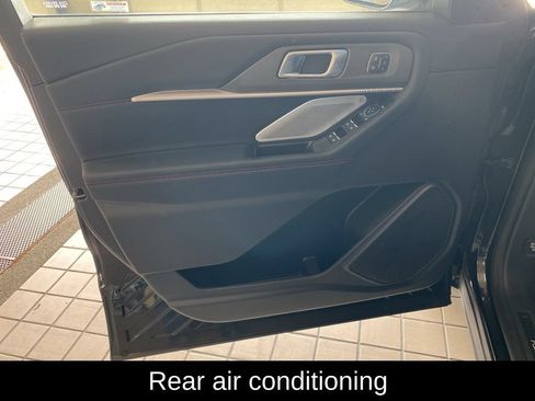 Used 2025 Ford Explorer ST AWD/4WD image 9
