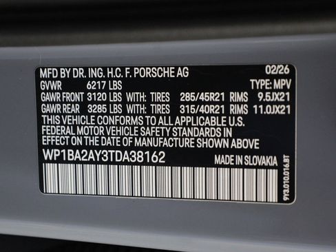 New 2026 Porsche Cayenne Coupe image 23