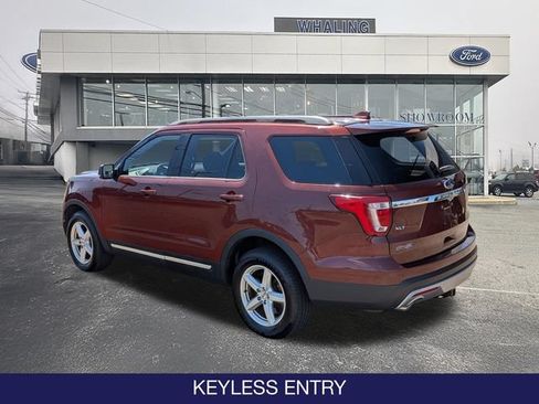 Used 2016 Ford Explorer XLT w/ Equipment Group 202A AWD/4WD image 6