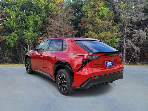 New 2026 Subaru Solterra Premium image 19