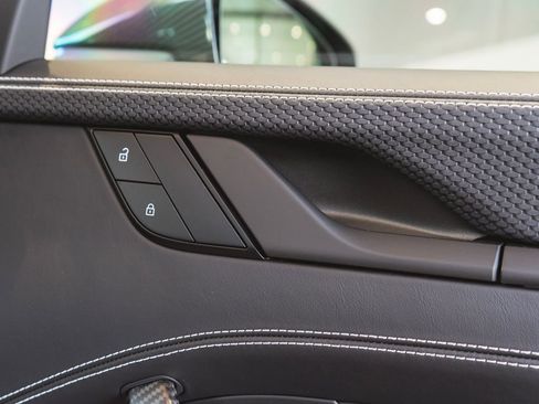 Used 2025 Porsche 911 GT3 image 35