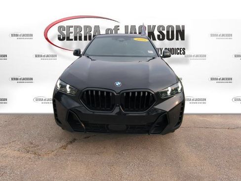 Used 2025 BMW X6 xDrive40i AWD/4WD image 3