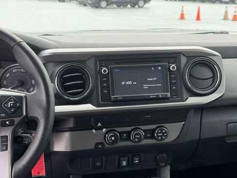 Used 2019 Toyota Tacoma SR5 image 14