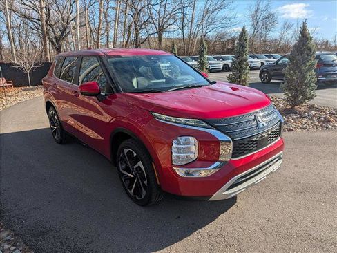 Used 2024 Mitsubishi Outlander SE image 7