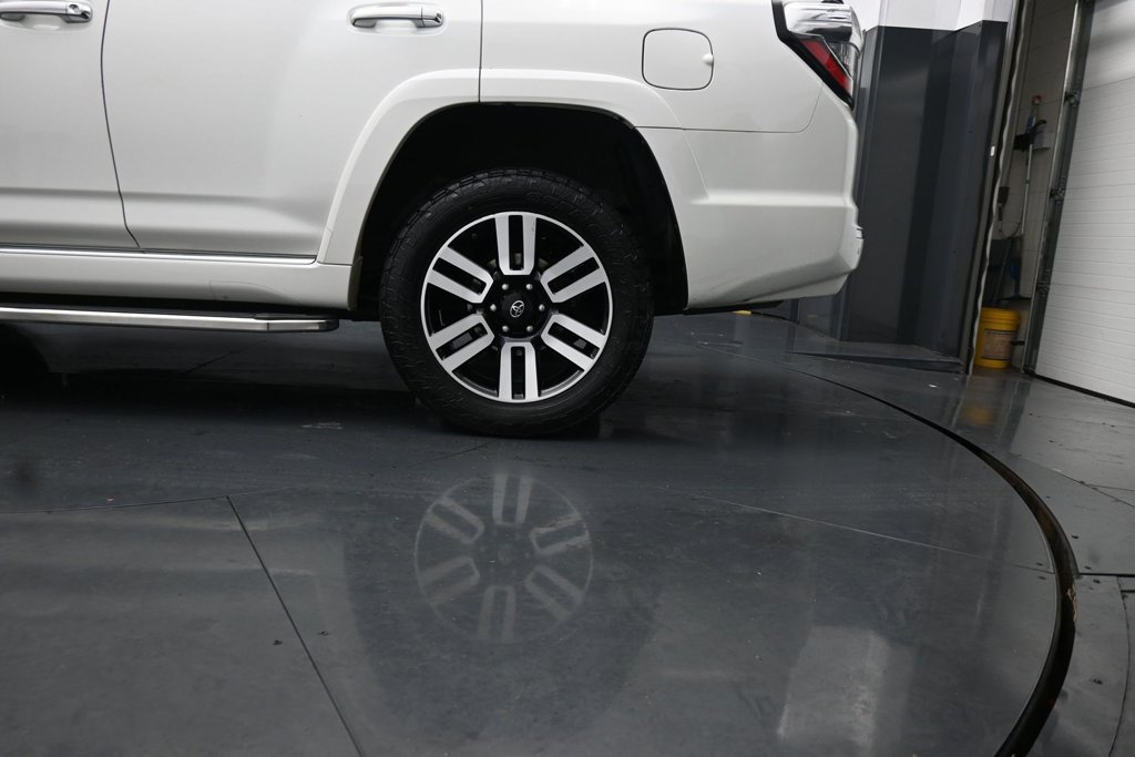 Used 2017 Toyota 4Runner Limited AWD/4WD image 14