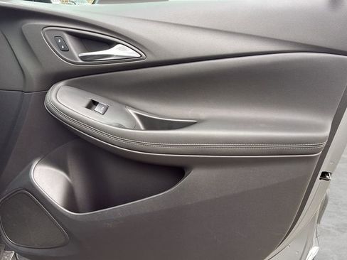 Used 2023 Buick Encore GX Essence w/ Experience Buick Package image 10