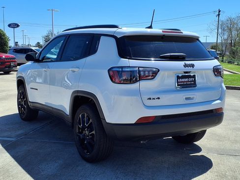 New 2026 Jeep Compass Altitude AWD/4WD image 2