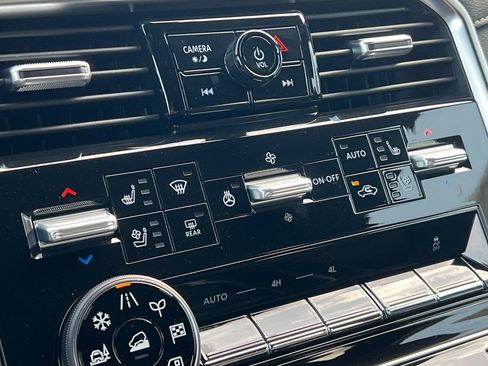 New 2026 Nissan Armada Platinum image 25