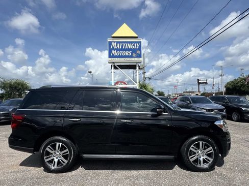 Used 2024 Ford Expedition Limited RWD image 10