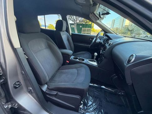 Used 2013 Nissan Rogue S w/ Special Edition Pkg AWD/4WD image 10