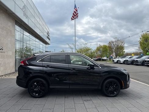 Used 2024 Mitsubishi Eclipse Cross LE AWD/4WD image 9