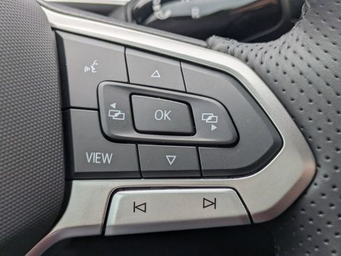 New 2026 Volkswagen Tiguan SE R-Line FWD image 26
