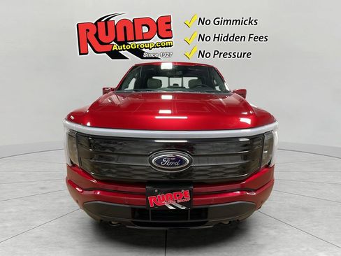 Used 2022 Ford F150 Lightning Platinum image 9